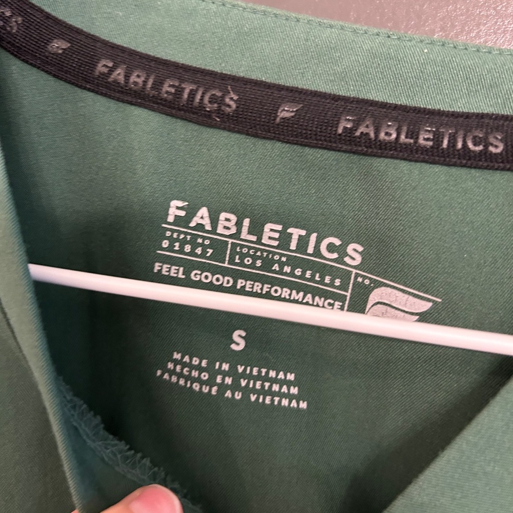Fabletics Scrub Top - Picture 2 of 3